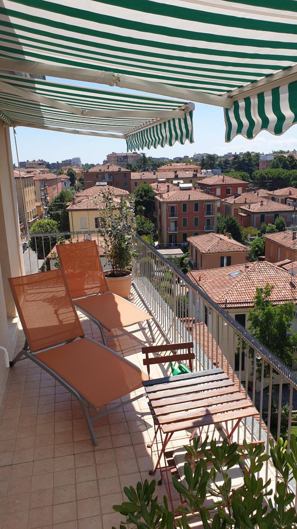 Bellavista Panoramic Terrace Appartamento Con Terrazza Zona Sant Orsola Bologna Luaran gambar